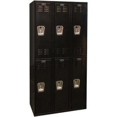 Horizontal Locker: Latch