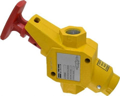 Parker - 3/4" NPT Safety Lockout Valve - 3-Way, 2 Position, Handle, 9.5 CV Rate, 250 Max psi & 160°F Max Temp - Caliber Tooling