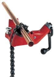 Ridgid - 1/4 to 6" Pipe Capacity, Manual Chain Vise - Bolt Down, Cast Iron, Model Number BC610 - Caliber Tooling