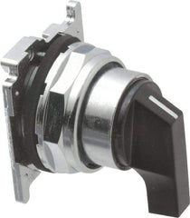 Eaton Cutler-Hammer - 30-1/2mm Mount Hole, 3 Position, Lever Operated, Selector Switch with Cam and Cap - Black, Maintained (MA) - Momentary (MO) - Caliber Tooling