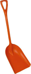 Remco - 17-1/8" High Square Plastic Shovel - 27" Long D-Grip Handle - Caliber Tooling