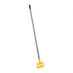 Rubbermaid - 60" Fiberglass Quick Connect Mop Handle - 1 to 1-1/4" Wet Mop Head Band, Plastic Connector, Use with Wet Mops - Caliber Tooling