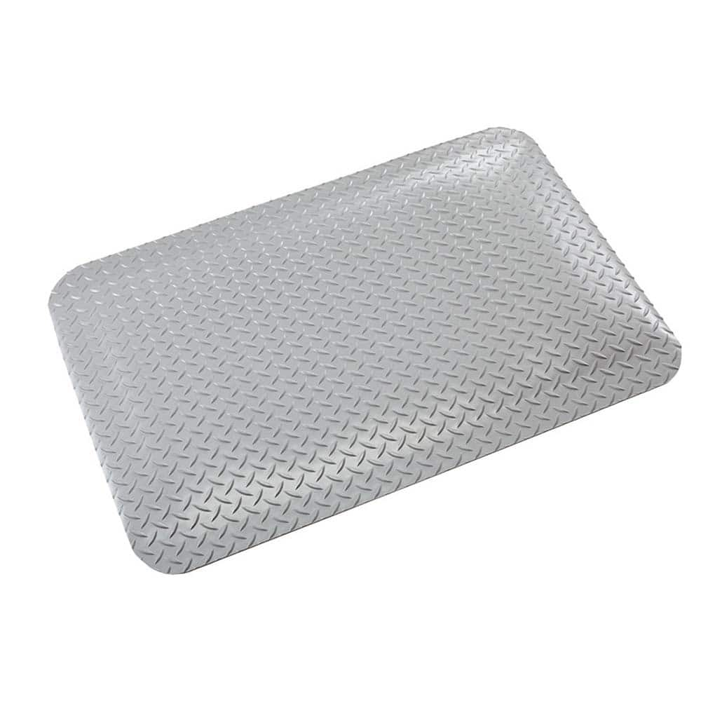 Anti-Fatigue Mat: 75' Length, 4' Wide, 9/16″ Thick, Polyvinylchloride Diamond Plate, Gray, Dry