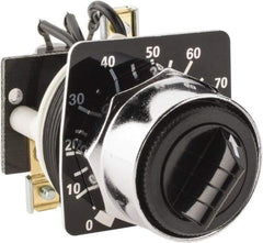 Square D - 5,000 Ohm, 30mm, 600 Volt Potentiometer - 2 Watts, Nonilluminated - Caliber Tooling