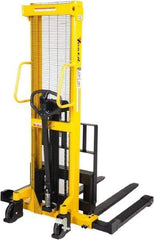 Vestil - 2,000 Lb Capacity, 63" Lift Height, Portable Workstation Manually Operated Lift - Caliber Tooling