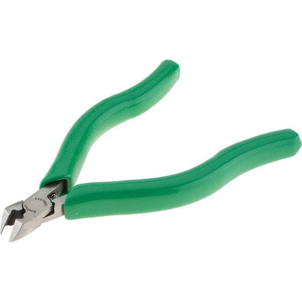 Xcelite - 138mm OAL, 20 AWG Capacity, Diagonal Cutter - 7/16" Jaw Length x 11mm Jaw Width, Angled Tip Head - Caliber Tooling