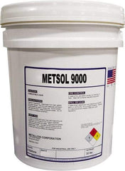 Metalloid - Metsol 9000, 5 Gal Pail Cutting Fluid - Water Soluble - Caliber Tooling