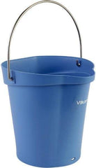 Vikan - 1-1/2 Gal, Polypropylene Round Blue Single Pail with Pour Spout - Handle Included - Caliber Tooling