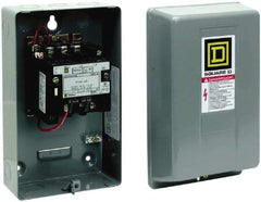 Square D - 3 Pole, 550 Coil VAC at 50 Hz and 600 Coil VAC at 60 Hz, 9 Amp NEMA Contactor - NEMA 1 Enclosure, 50 Hz at 550 Hz VAC and 60 Hz at 600 VAC - Caliber Tooling