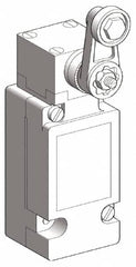 Telemecanique Sensors - SP, NC/NO, Screw Terminal, Roller Lever Actuator, General Purpose Limit Switch - IP66 IPR Rating - Caliber Tooling