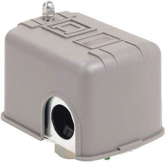 Square D - 1 and 3R NEMA Rated, 20 to 40 psi, Electromechanical Pressure and Level Switch - Adjustable Pressure, 575 VAC, L1-T1, L2-T2 Terminal, For Use with Square D Pumptrol - Caliber Tooling