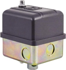 Square D - 1, 7, 9 and 3R NEMA Rated, 20 to 40 psi, Electromechanical Pressure and Level Switch - Adjustable Pressure, 575 VAC, L1-T1, L2-T2 Terminal, For Use with Square D Pumptrol - Caliber Tooling