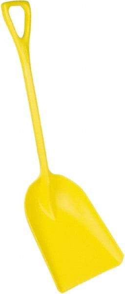 Remco - 17" High x 14" Wide Square Plastic Shovel - 42" Long Plastic D-Grip Handle - Caliber Tooling