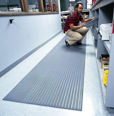 Wearwell - 60' Long x 4' Wide, Dry Environment, Anti-Fatigue Matting - Gray, Vinyl with Vinyl Sponge Base, Rounded on 4 Sides - Caliber Tooling