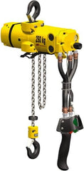 Ingersoll-Rand - 1,100 Lb Load Limit, 10' Max Height Air Chain Hoist - 32 SCFM at 90 PSI, 15 FPM Lift Speed, 12-3/4" Min Headroom, Pendant Control - Caliber Tooling