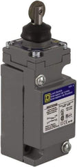 Square D - SPDT, NC/NO, 600 Volt Screw Terminal, Roller Plunger Actuator, General Purpose Limit Switch - 1, 2, 4, 6, 12, 13, 6P NEMA Rating, IP67 IPR Rating - Caliber Tooling