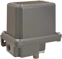 Square D - 7 and 9 NEMA Rated, SPDT, 1.5 to 75 psi, Electromechanical Pressure and Level Switch - Fixed Pressure, 120 VAC at 6 Amp, 125 VDC at 0.22 Amp, 240 VAC at 3 Amp, 250 VDC at 0.27 Amp, 1/4 Inch Connector, Screw Terminal, For Use with 9012G - Caliber Tooling