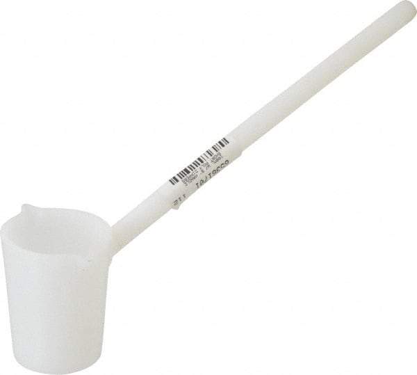 Dynalon Labware - 100 ml Polyethylene Short Dipper - 9" Long Handle - Caliber Tooling