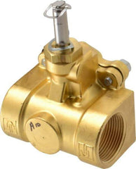 Parker - 1-1/4" Port, Two Way, Piloted Diaphragm, Brass Solenoid Valve - Normally Closed, 150 Max PSI, NBR Seal - Caliber Tooling