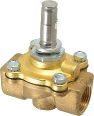 Parker - 3/4" Port, Two Way, Piloted Diaphragm, Brass Solenoid Valve - Normally Open, 150 Max PSI, NBR Seal - Caliber Tooling