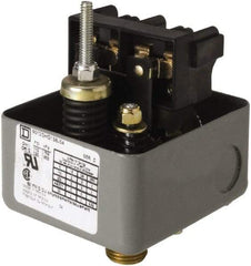 Square D - 1 NEMA Rated, DPST, 110 to 125 psig, Vacuum Switch Pressure and Level Switch - Adjustable Pressure, 575 VAC, 0.13 Inch NPSF Connector, Screw Terminal, For Use with Air Compressors, Electrically Driven Water Pumps - Caliber Tooling