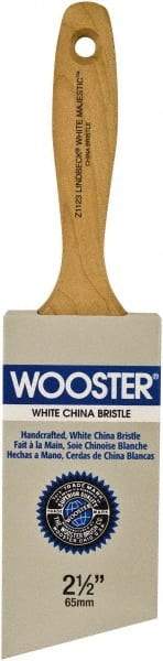 Wooster Brush - 2-1/2" Angled Hog Varnish Brush - 2-15/16" Bristle Length, 5-1/8" Maple Beavertail Handle - Caliber Tooling