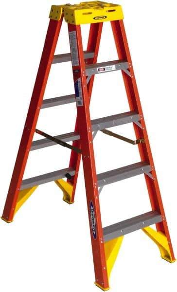 Werner - 4 Steps, 5' High, Type IA Rating, Fiberglass Step Ladder - 300 Lb Capacity, 21-5/8" Base Width - Caliber Tooling