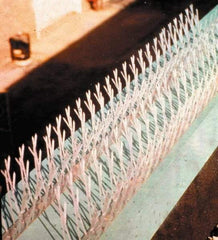 Bird-X - Plastic Bird Spikes - 4-1/2 Inch High x 2-1/4 Inch Wide x 25 Ft. Long x 0.5 Inch Thick - Caliber Tooling