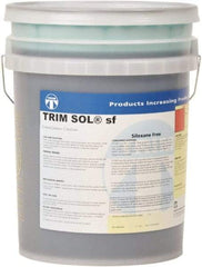 Master Fluid Solutions - Trim SOL sf, 5 Gal Pail Cutting & Grinding Fluid - Water Soluble, For Cutting, Grinding - Caliber Tooling