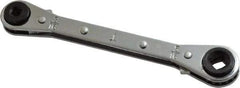 Proto - 1/4" & 3/16" Sq x 3/8" & 5/16" Sq 4 Point 4 in 1 Reversible Ratcheting Box Wrench - Double End, 5-1/2" OAL, Steel - Caliber Tooling