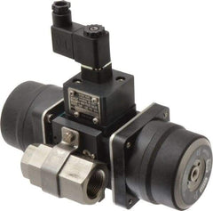 Gemini Valve - 3/4" Pipe, 720 psi WOG Rating Stainless Steel Pneumatic Spring Return with Solenoid Actuated Ball Valve - Reinforced PTFE Seal, Standard Port, Threaded (NPT) End Connection - Caliber Tooling