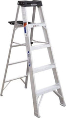 Werner - 4 Steps, 5' High, Type IA Rating, Aluminum Step Ladder - 300 Lb Capacity, 21-1/4" Base Width - Caliber Tooling