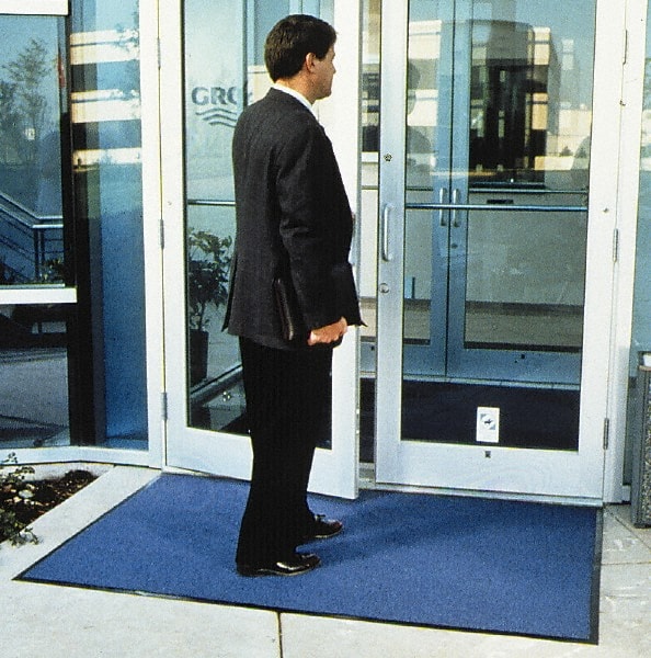 Entrance Mat: 60' Long, 3' Wide, Polypropylene Surface Outdoor, Heavy-Duty Traffic, Vinyl Base, Gray